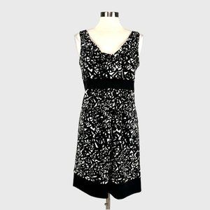 Michael Kors Black White Geometric Print Sleeveless Drape Neck Dress size Medium